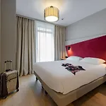 Adagio Center Aparthotel 4*