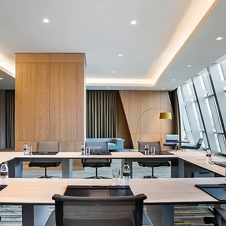 Adagio Center Szálloda