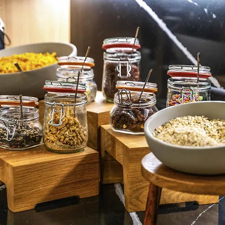 Adagio Center 아파트호텔 4*