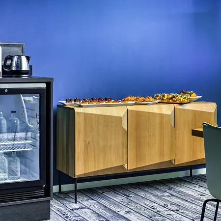 Adagio Center Aparthotel 4*