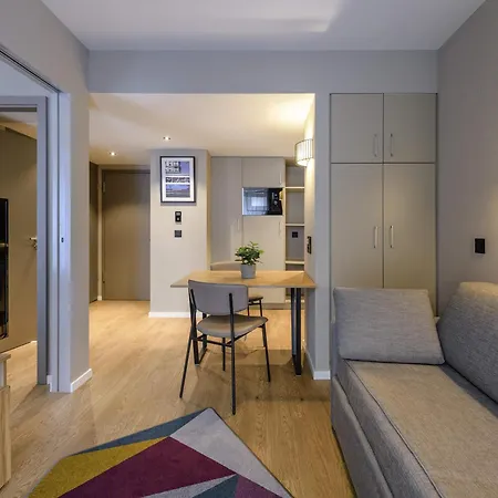 Adagio Center Apartmanhotel 4*