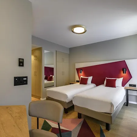 Ξενοδοχείο με διαμερίσματα Adagio Center 4*