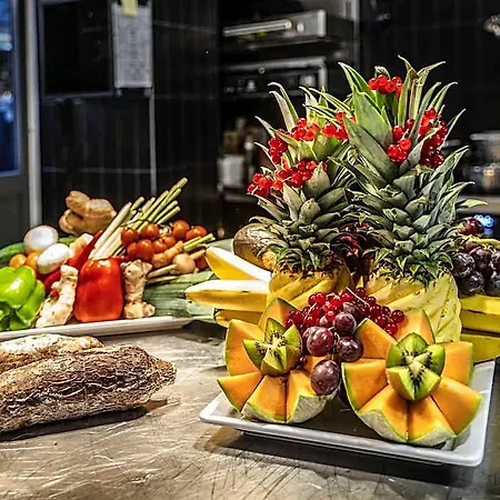 Ξενοδοχείο με διαμερίσματα Adagio Center 4*