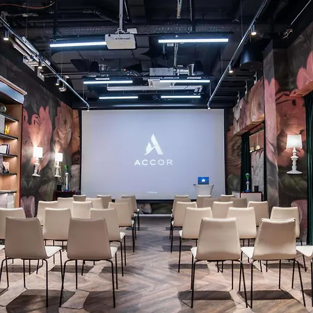 Adagio Center ציריך