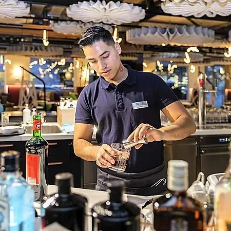 公寓式酒店 Adagio Center