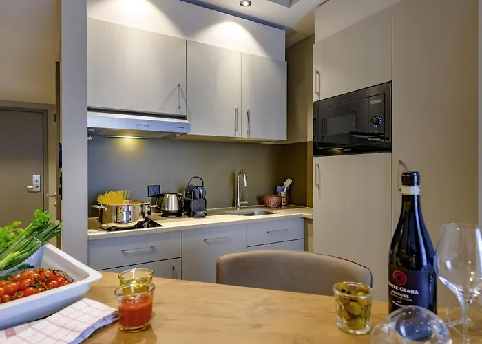 Adagio Center Ξενοδοχείο με διαμερίσματα 4*