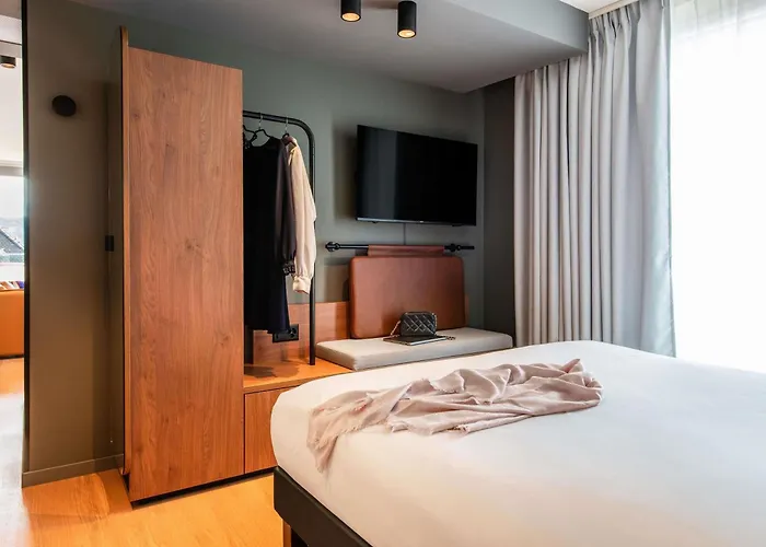 公寓式酒店 Adagio Center