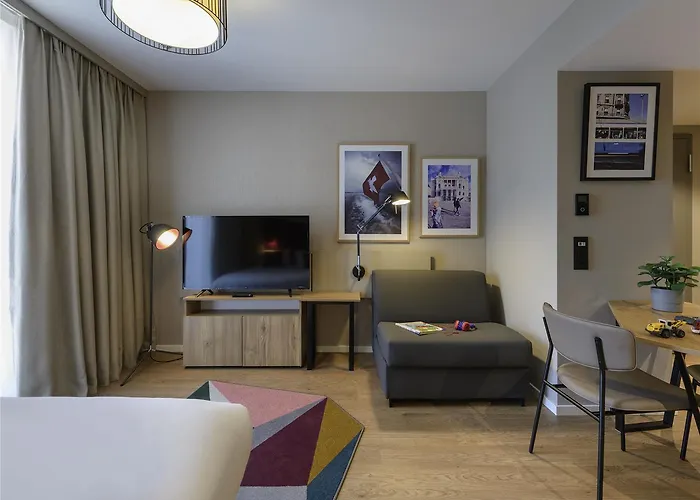 Adagio Center Aparthotel 4*