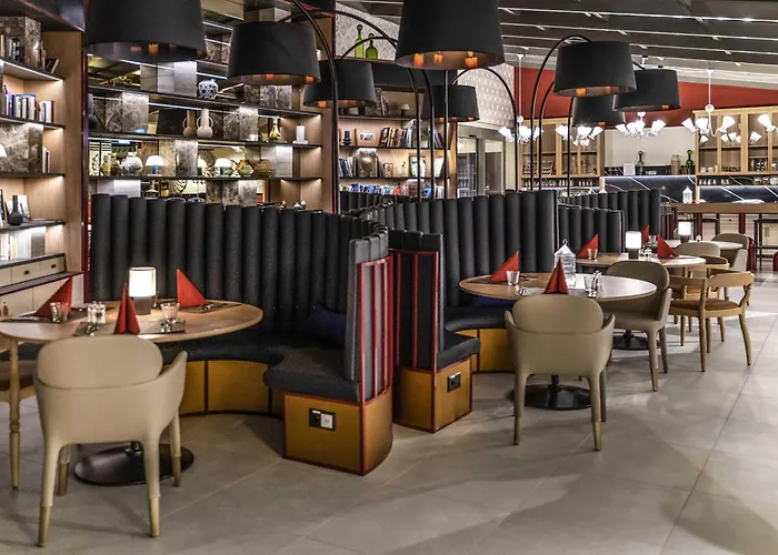 公寓式酒店 Adagio Center 4*